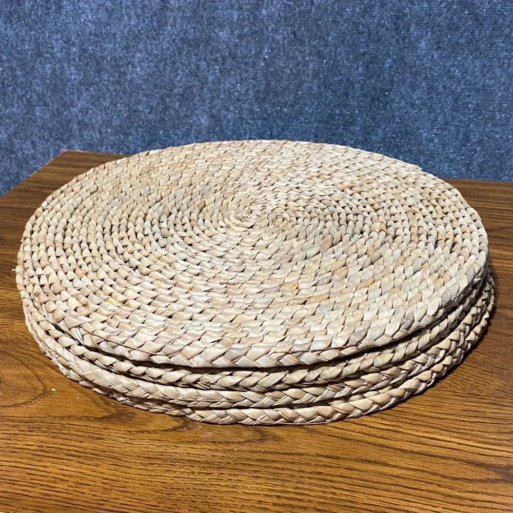 Set of 4 Natural Woven Seagrass Round Placemats 13.5‎ Inch Braided Boho Coastal